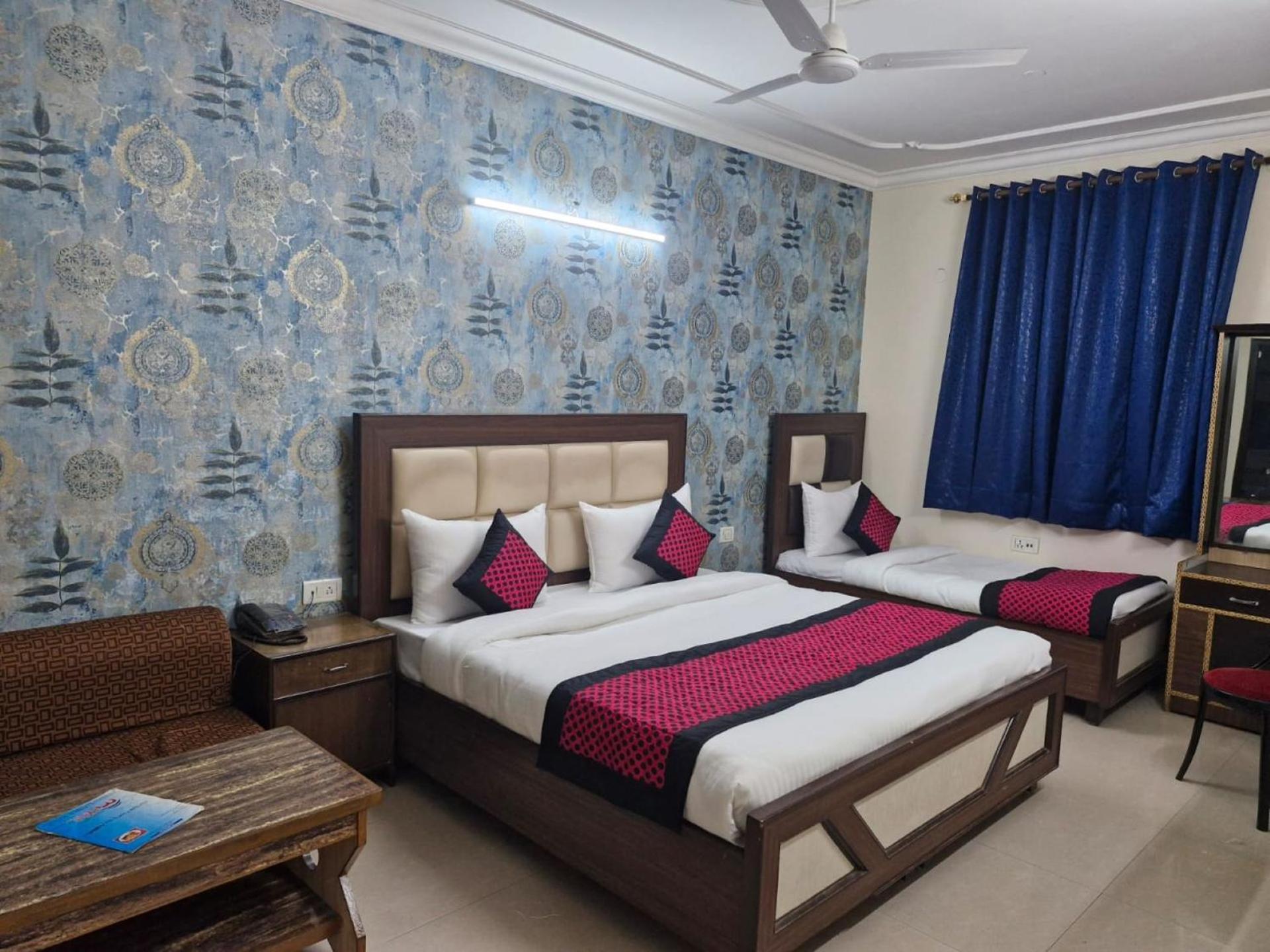 Airport Hotel Mayank Residency New Delhi Ngoại thất bức ảnh