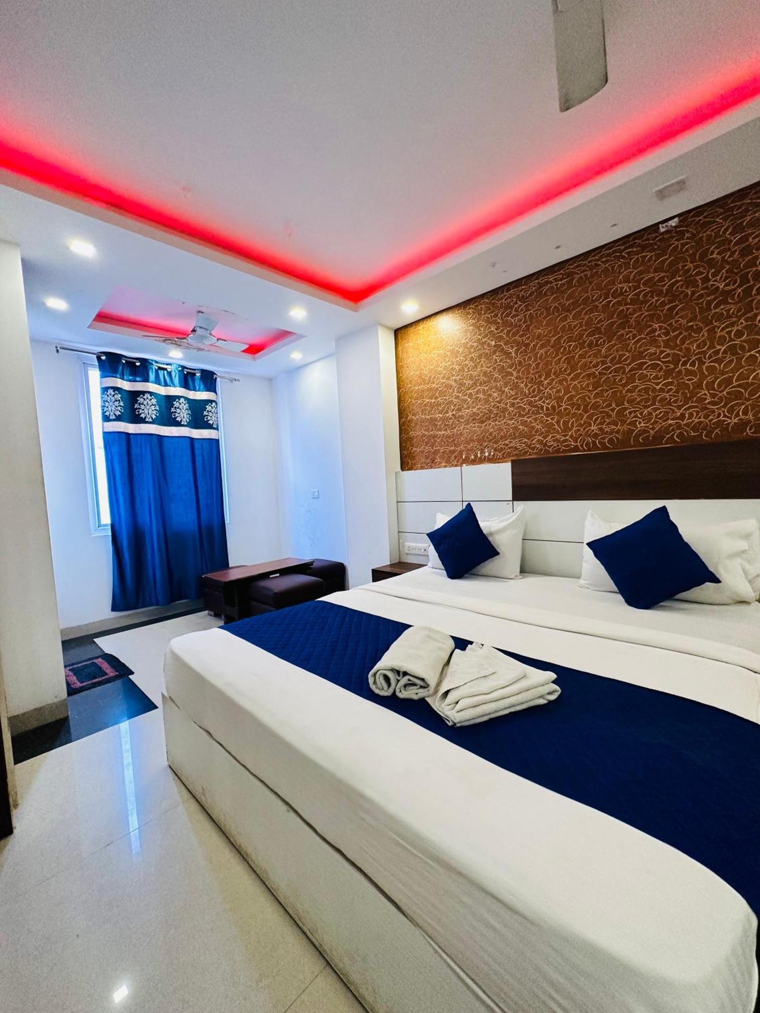 Airport Hotel Mayank Residency New Delhi Ngoại thất bức ảnh